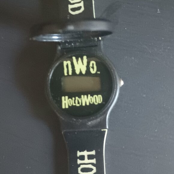 Hulk Hogan Collectible hologram Watch - Picture 5 of 6